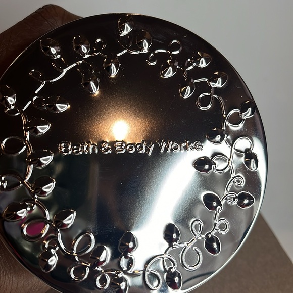 Bath & Body Works Winter 3 Wick 14.5 Oz Scented Candle - Picture 8 of 8